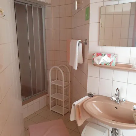 Gaestehaus Hotel Zum Weinberg Burg  Room photo