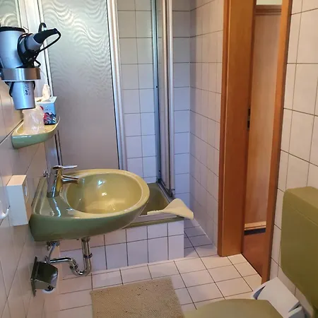 Gaestehaus Hotel Zum Weinberg Burg  Room photo