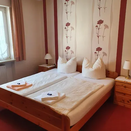Gaestehaus Hotel Zum Weinberg Burg  Room photo