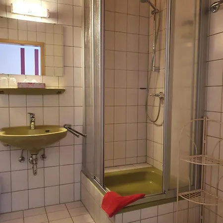 Gaestehaus Hotel Zum Weinberg Burg  Room photo